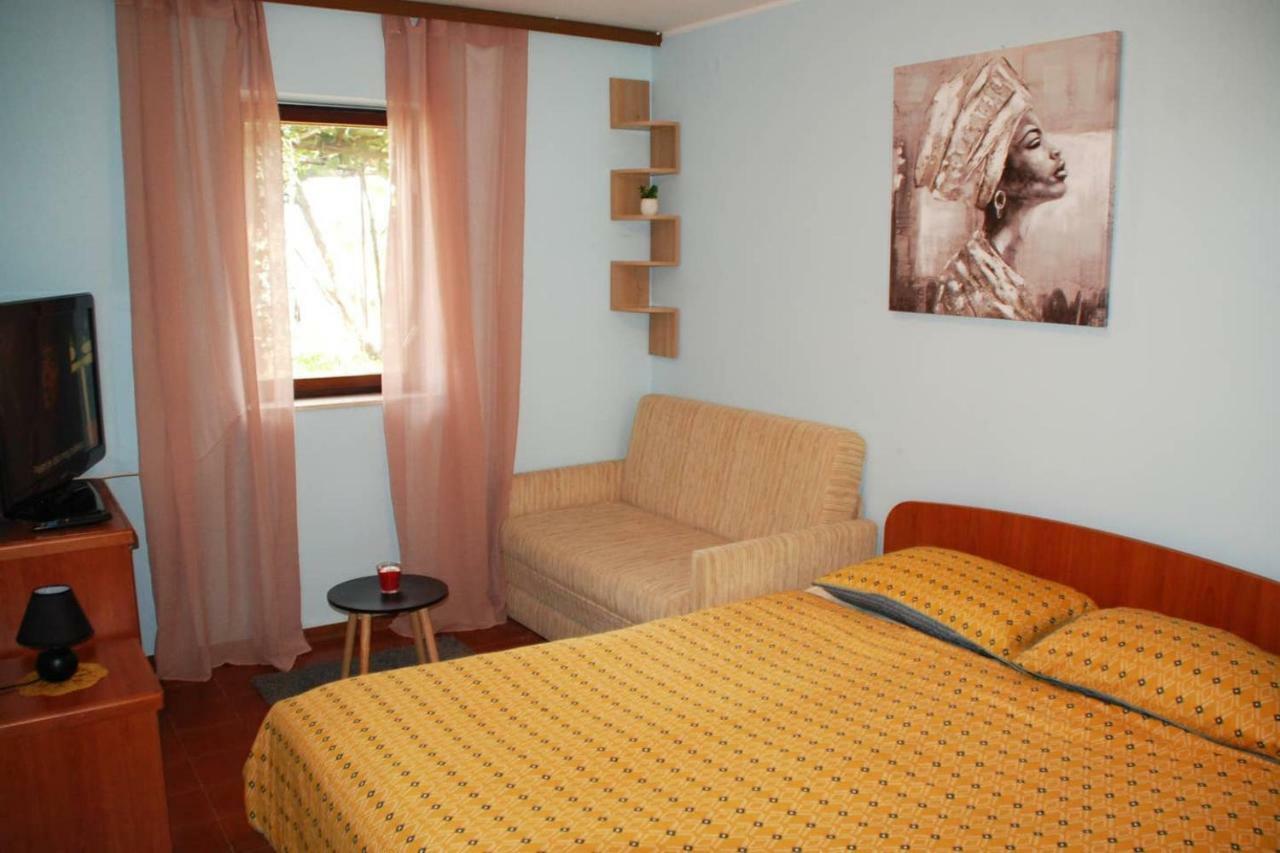 Studio Apartman Ziganto Ičići Exterior foto